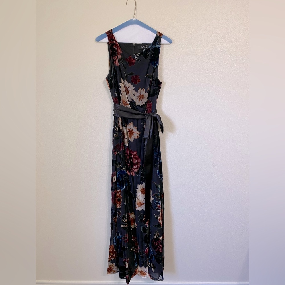 This long dress with velvet floral is sure to make a statement at the next party